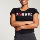 Barbie - Damenshirt mit aufgerolltem Arm von Elternhaus