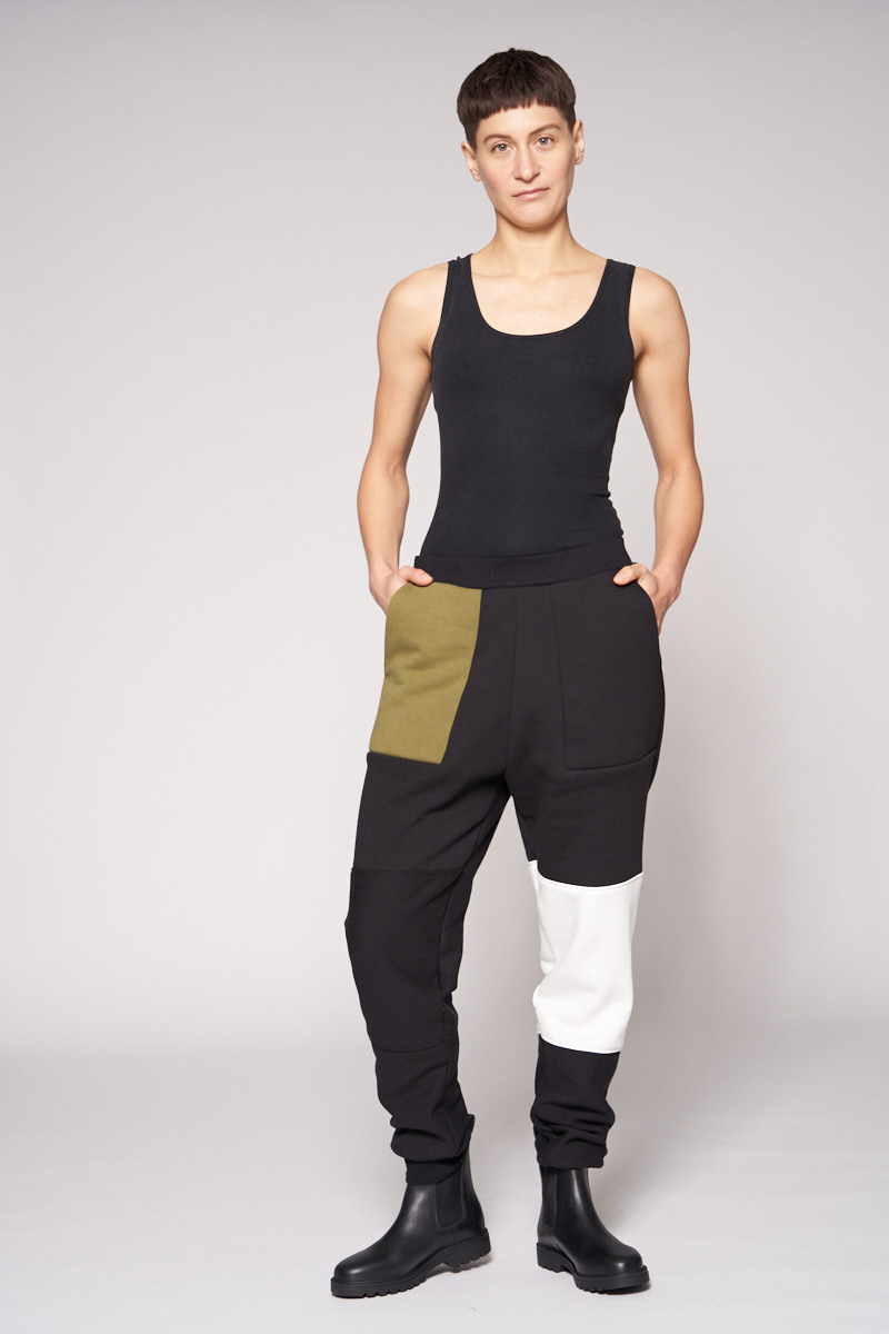 elternhaus_heavysweat_jogger_schwarz_final HEAVY SWEAT - JOGGER von Elternhaus